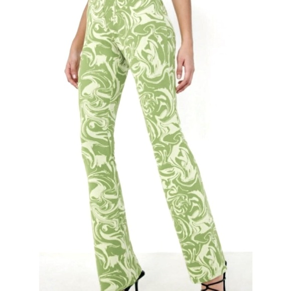 NWOT ZARA Jacquard Flare Trousers in light Lime Green, Long Length size Medium - Picture 3 of 7